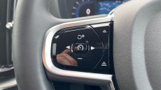 Volvo XC60 2.0 B5P Plus Dark 5dr AWD Geartronic Petrol Estate